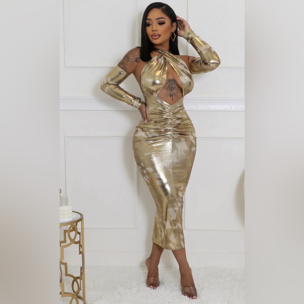 Elegant Gold Cut-Out Dress